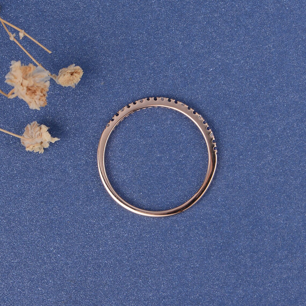 Gradient Blue Sapphire Wedding Band