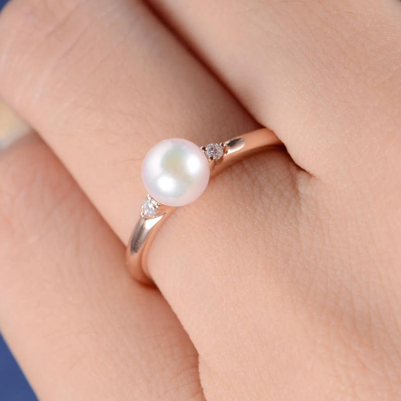 Pearl-wedding-ring